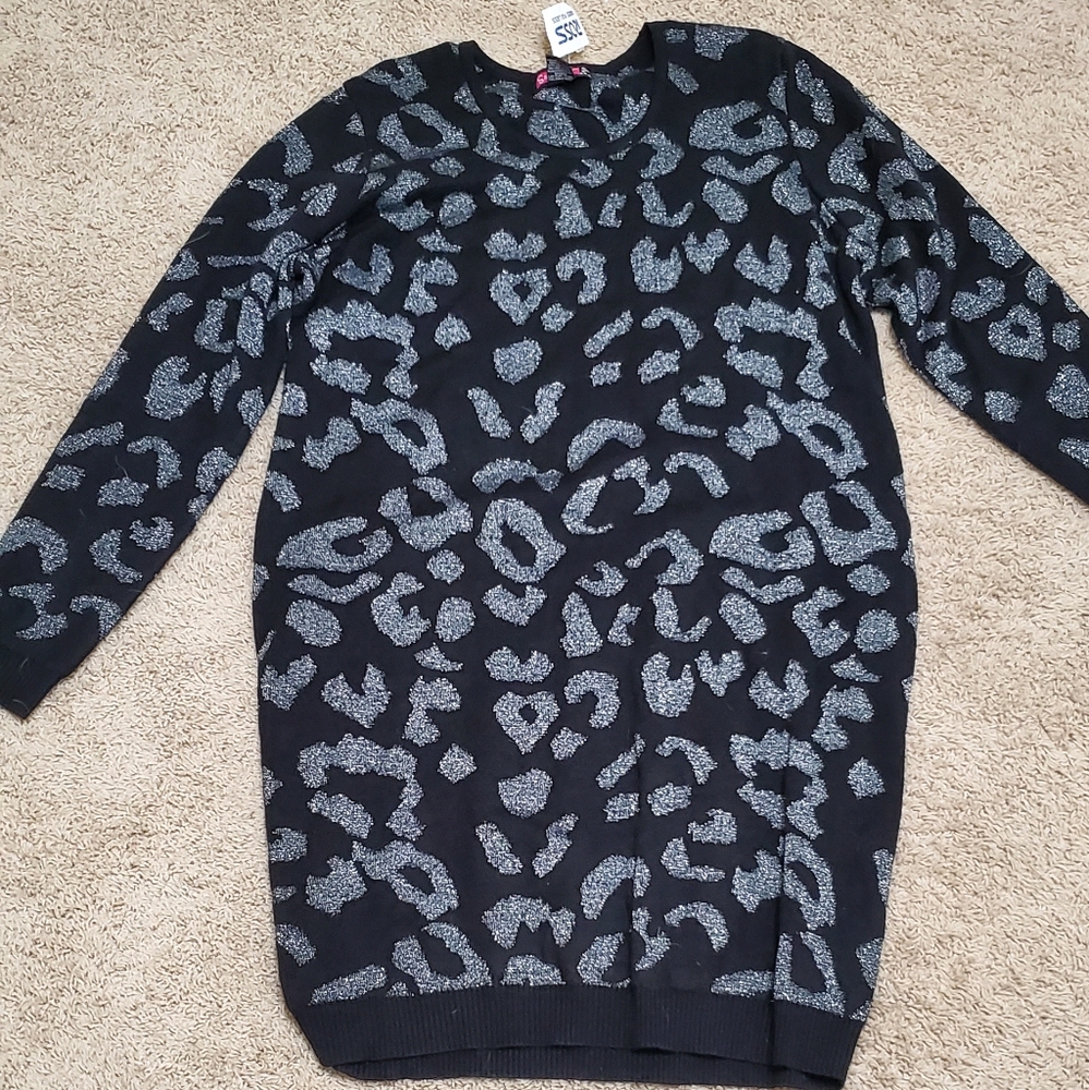 *NWT* Sparkly Leopard Print Sweater Dress